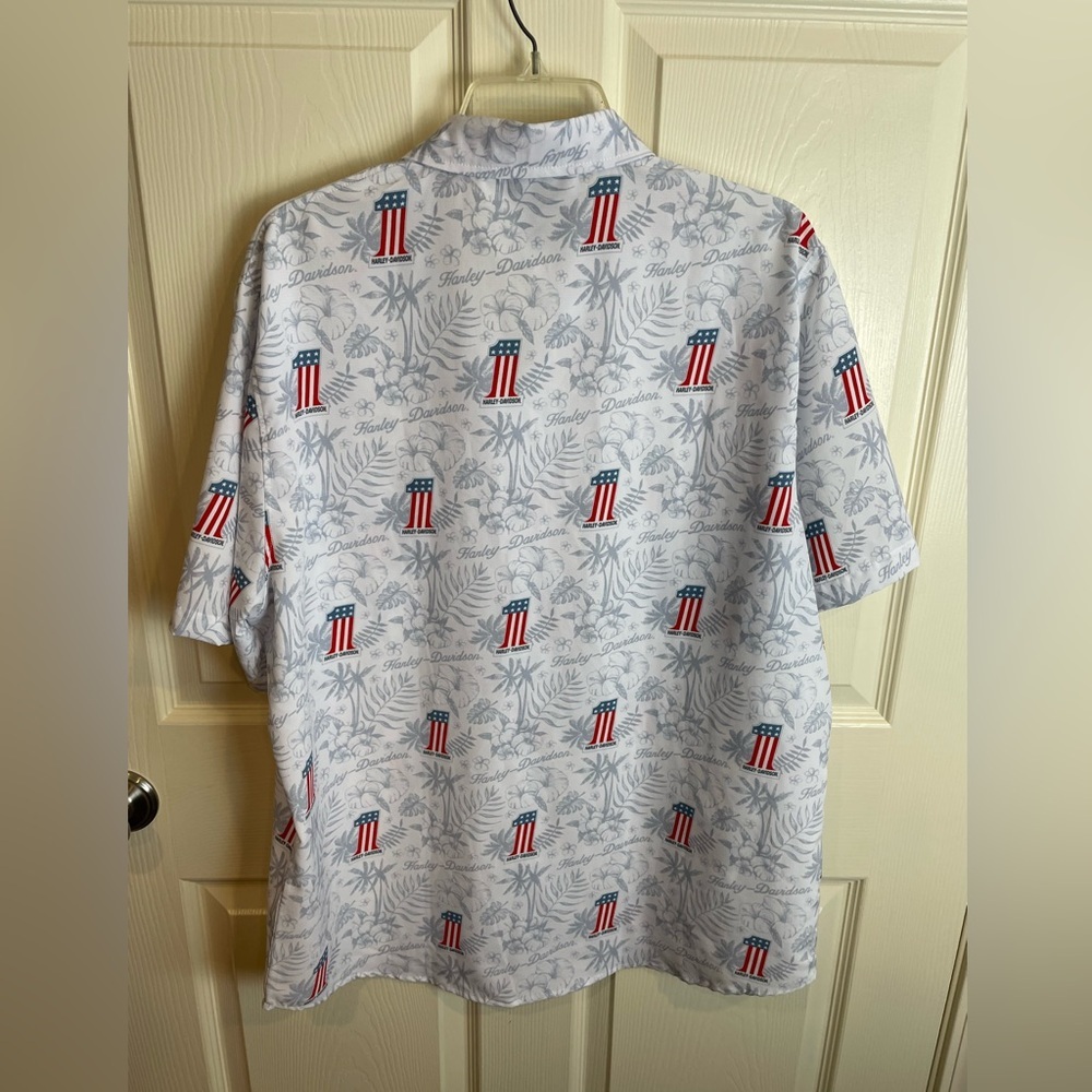Harley-Davidson Men's White Short Sleeve Americana Hawaiian Shirt - Picture 3 of 12